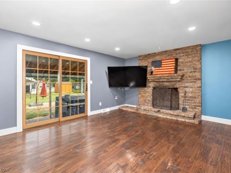 692 Thelma Drive , Wadsworth, OH 44281 Photo 16