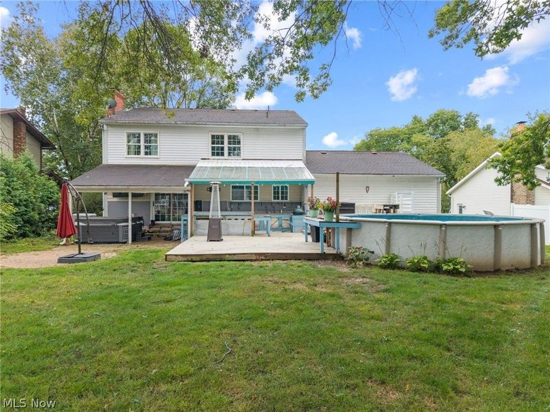692 Thelma Drive , Wadsworth, OH 44281 Photo 4