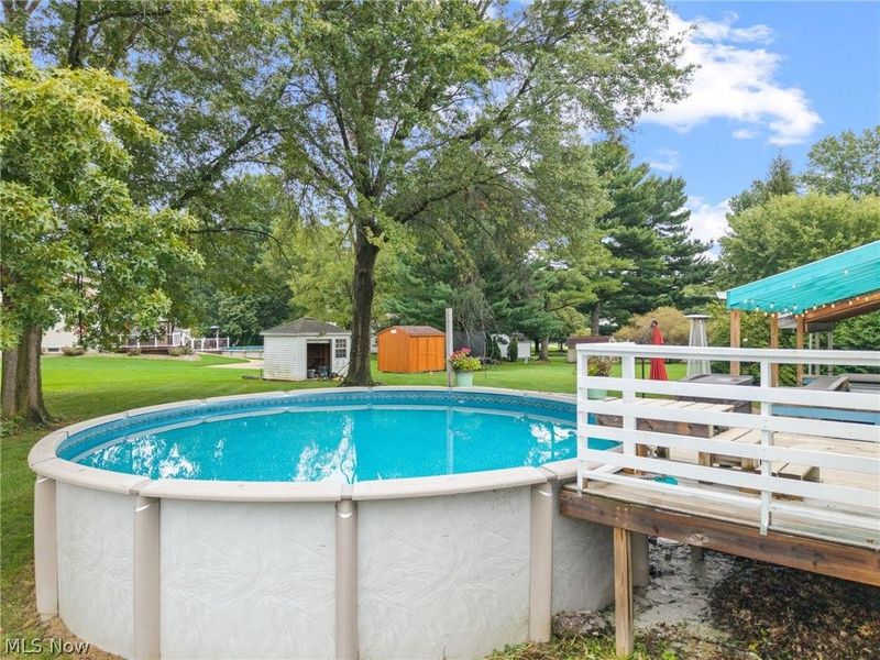 692 Thelma Drive , Wadsworth, OH 44281 Photo 6
