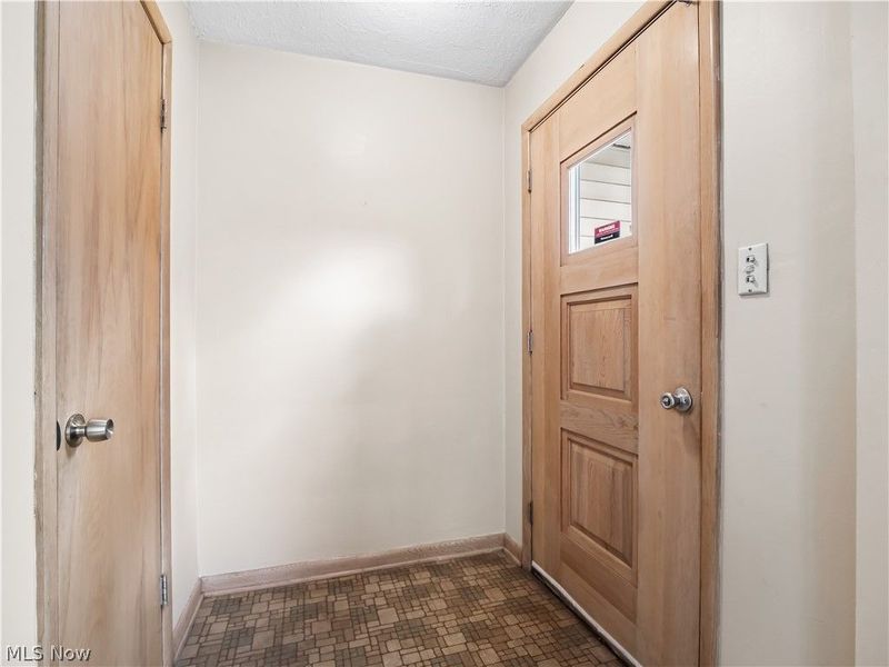 4810 Fairlawn Road, Lyndhurst, OH 44124 Photo 7
