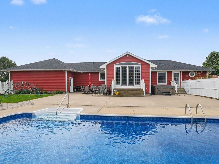 Property Image 45