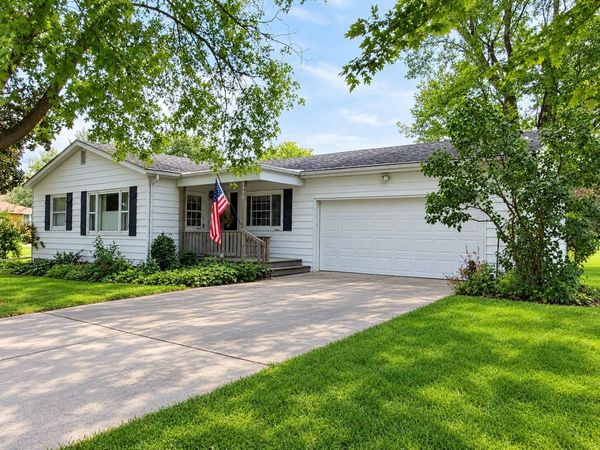 2893 E 777th Road , Utica, IL 61373