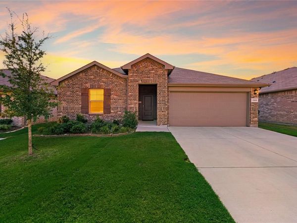 320 Sculptors Crossing, Springtown, TX 76082