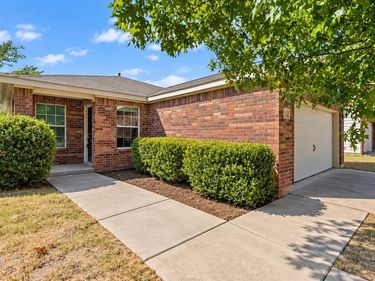 613 Misty Mountain Drive, Fort Worth, TX 76140