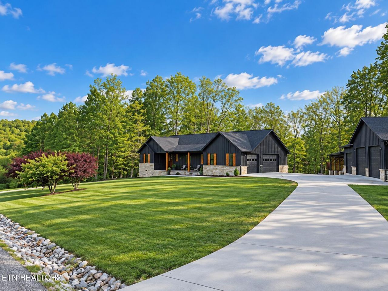 248 Emory View Rd, Lancing, TN 37770 Main Photo
