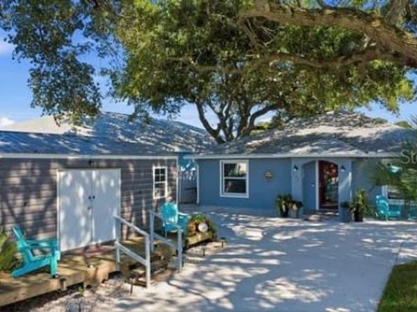 175 RANDLE AVENUE , OAK HILL, FL 32759