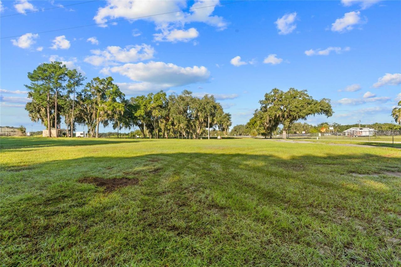 7700 SE 129th Place , Summerfield, FL 34491 Photo