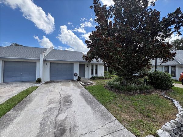 5704 GRANITE LANE , LAKELAND, FL 33809