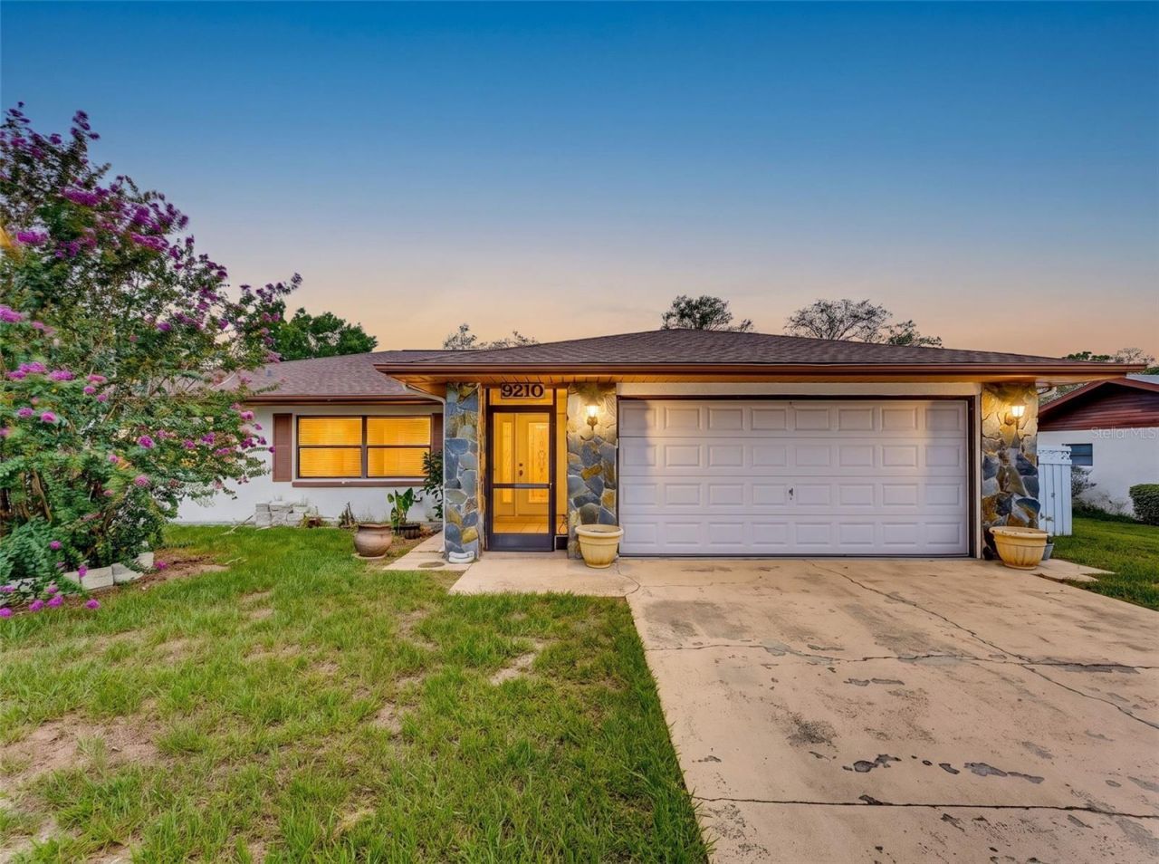 9210 N Fontana Way, Citrus Springs, FL 34434 Main Photo