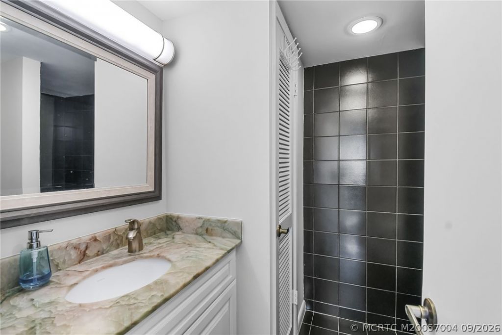 5549 NE Gulfstream Way , Stuart, FL 34996 Photo