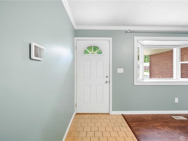 1210 Gettysburg Drive, Troy, OH 45373 Photo 5