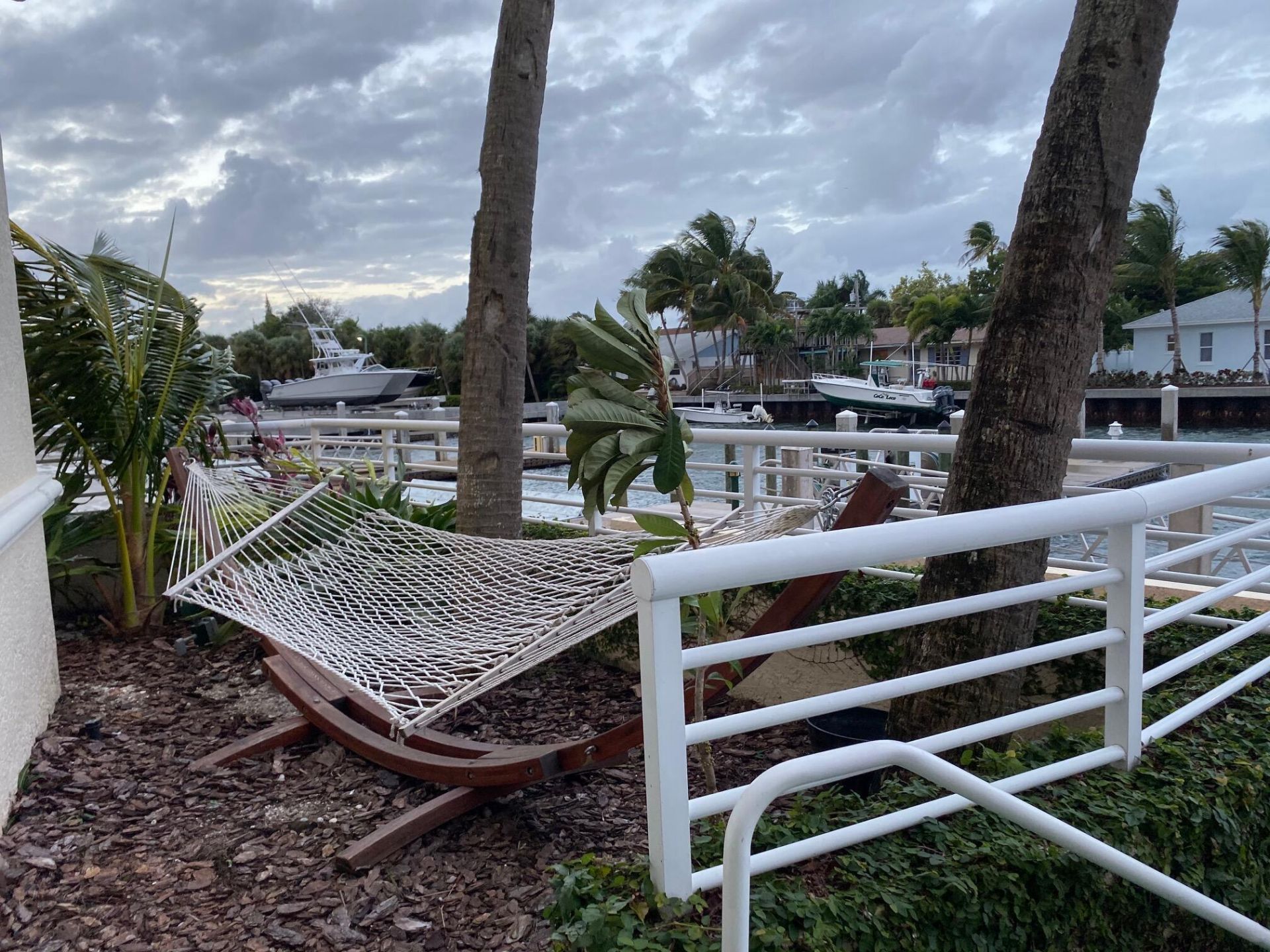 2650 Lake Shore Drive, Unit 101, Riviera Beach, FL 33404 Photo