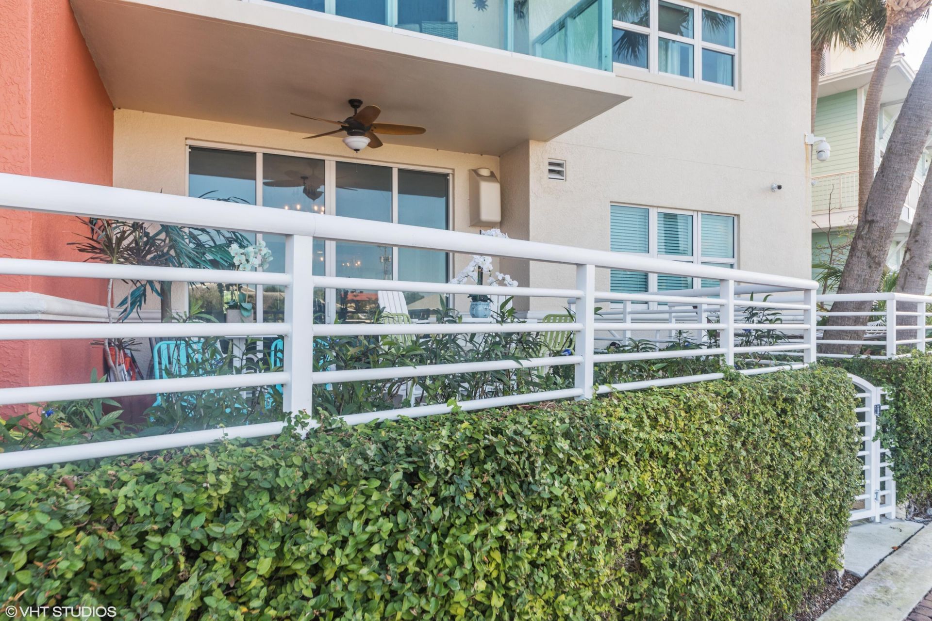 2650 Lake Shore Drive, Unit 101, Riviera Beach, FL 33404 Photo