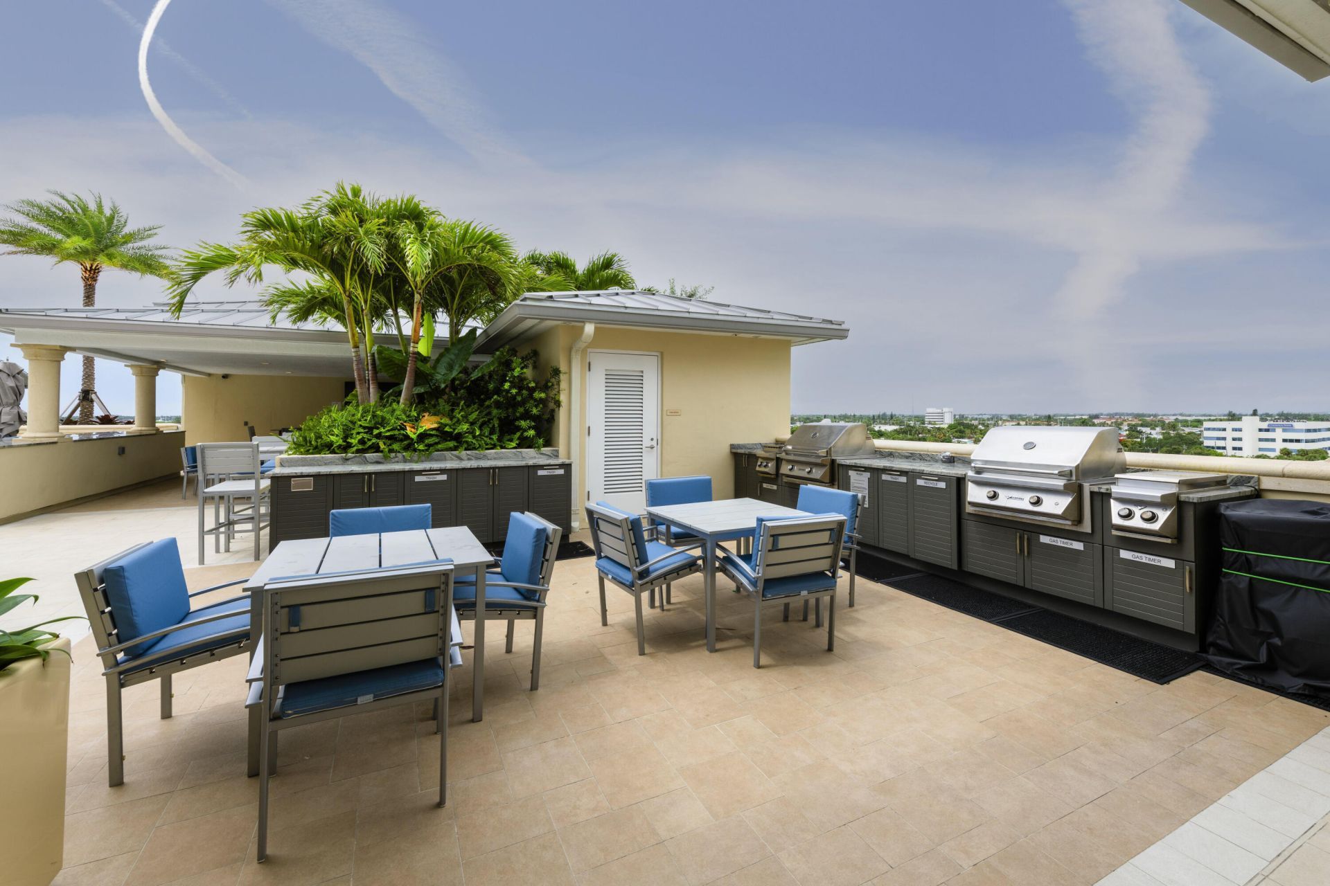 2650 Lake Shore Drive, Unit 101, Riviera Beach, FL 33404 Photo