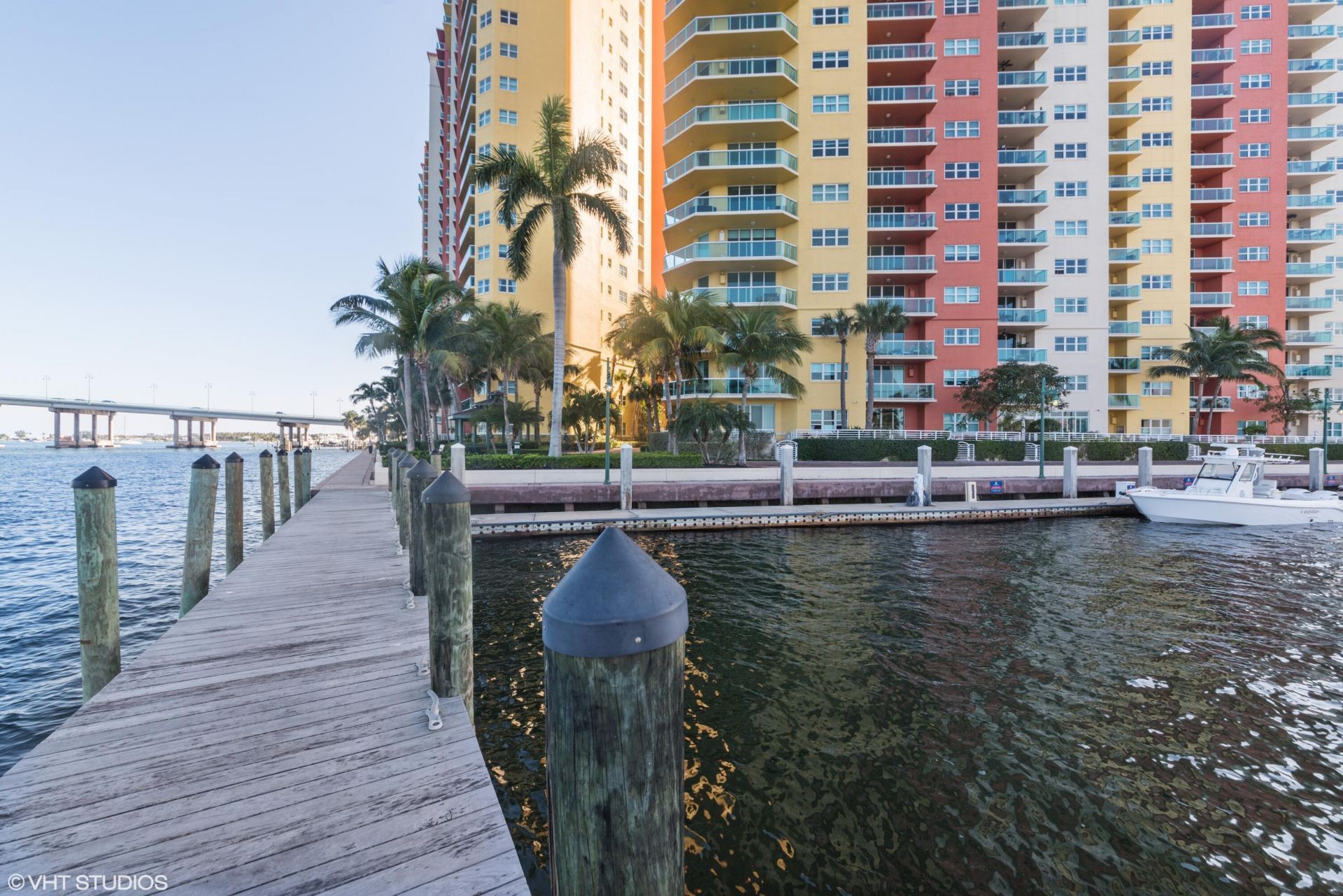 2650 Lake Shore Drive, Unit 101, Riviera Beach, FL 33404 Photo