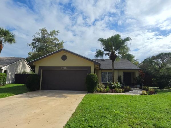 4215 Green Forest Way, Boynton Beach, FL 33436