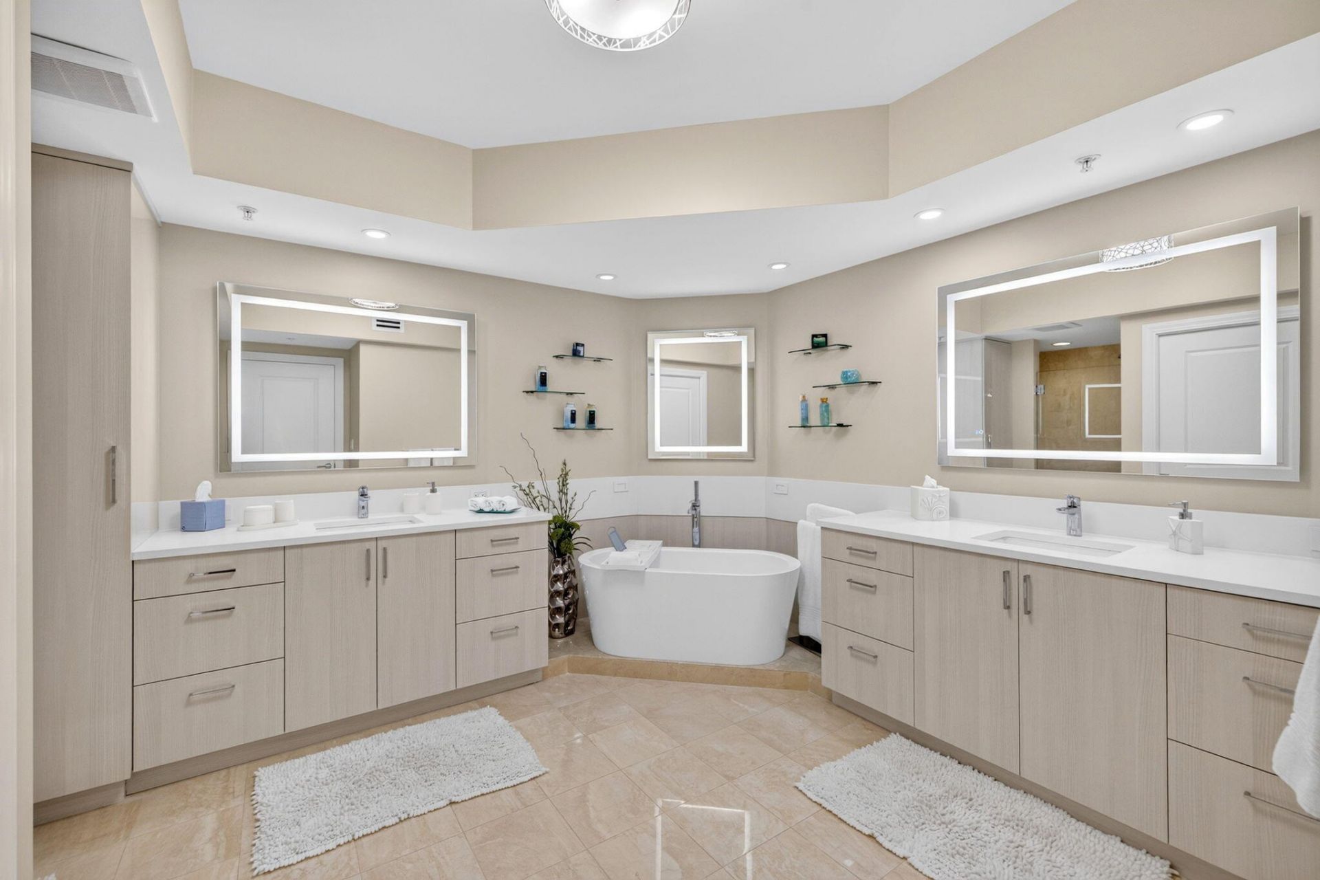 1 N Ocean Boulevard, Unit 602, Pompano Beach, FL 33062 Photo