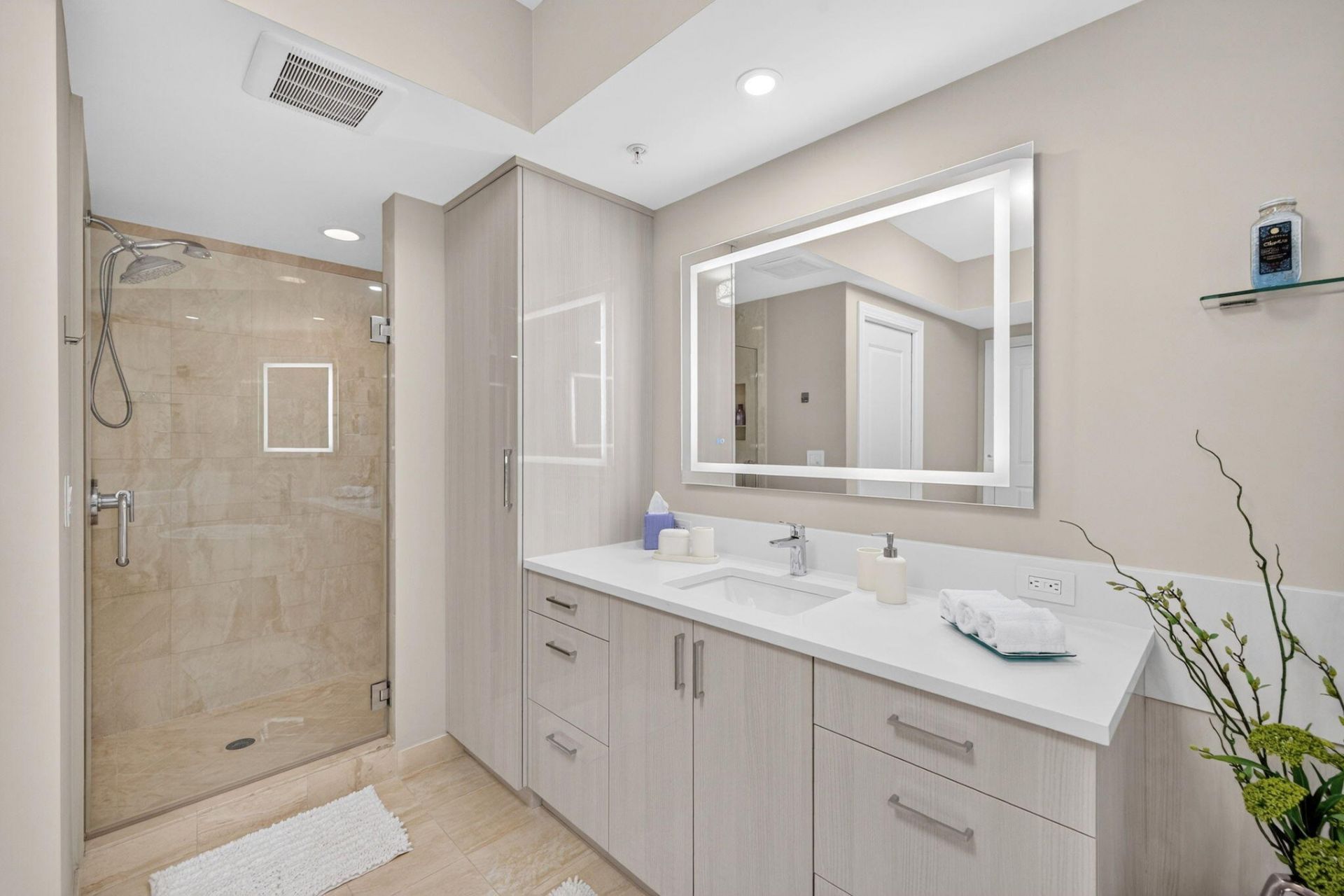 1 N Ocean Boulevard, Unit 602, Pompano Beach, FL 33062 Photo