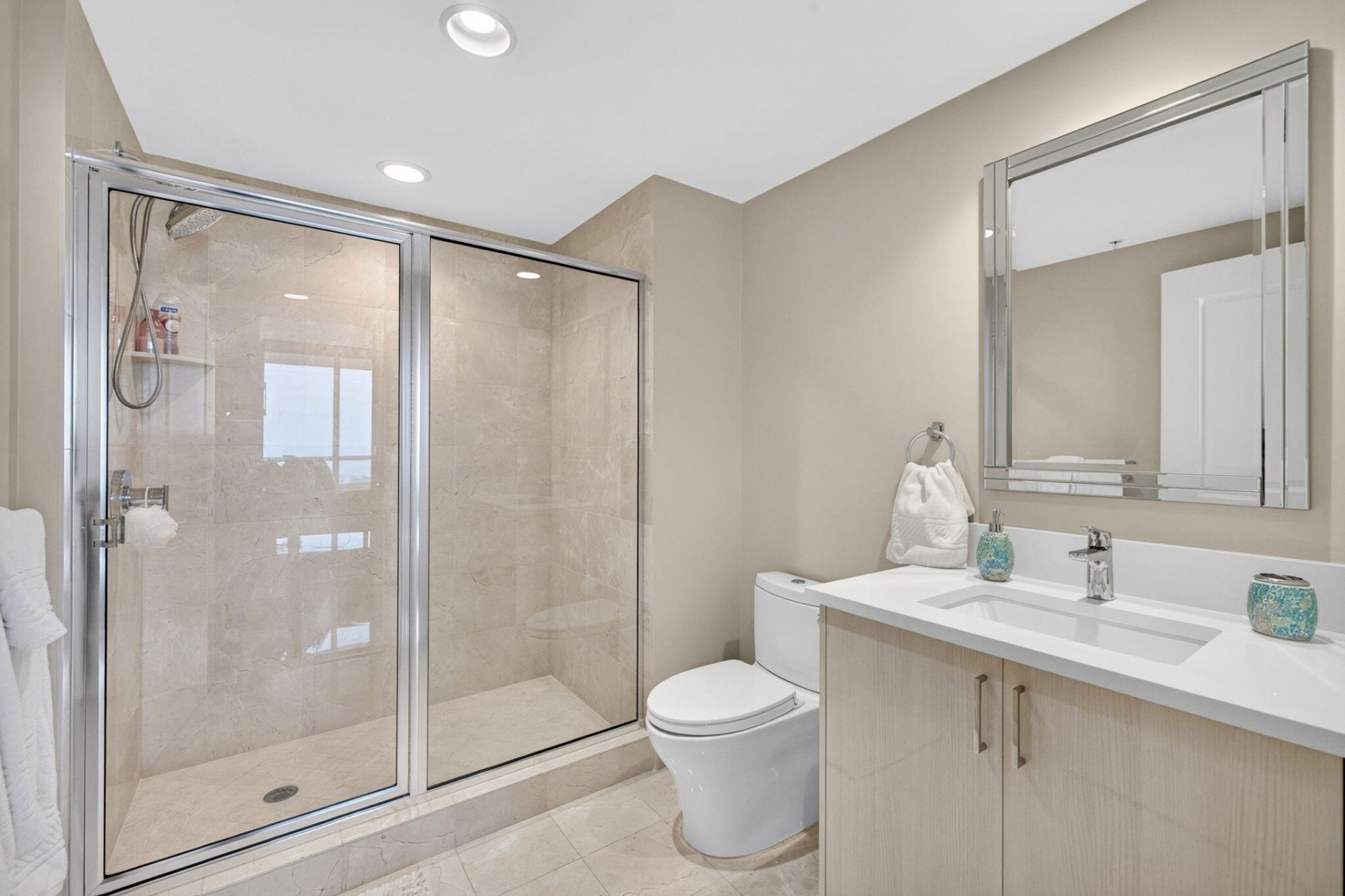 1 N Ocean Boulevard, Unit 602, Pompano Beach, FL 33062 Photo