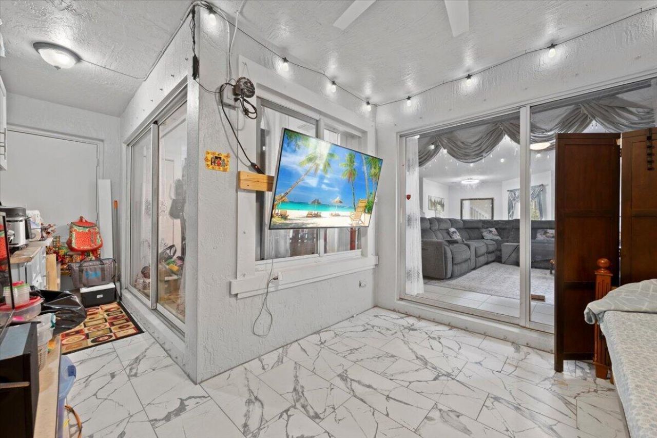 7108 Hawks Nest Terrace, Riviera Beach, FL 33407 Photo