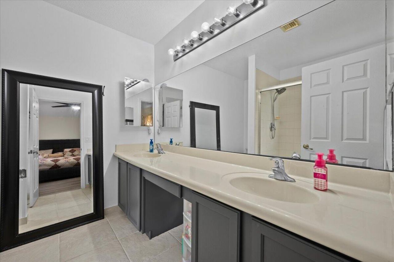 7108 Hawks Nest Terrace, Riviera Beach, FL 33407 Photo
