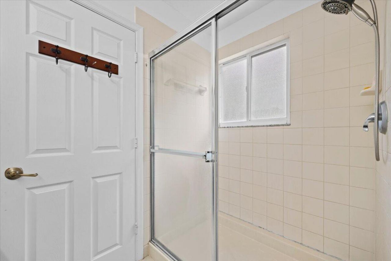 7108 Hawks Nest Terrace, Riviera Beach, FL 33407 Photo