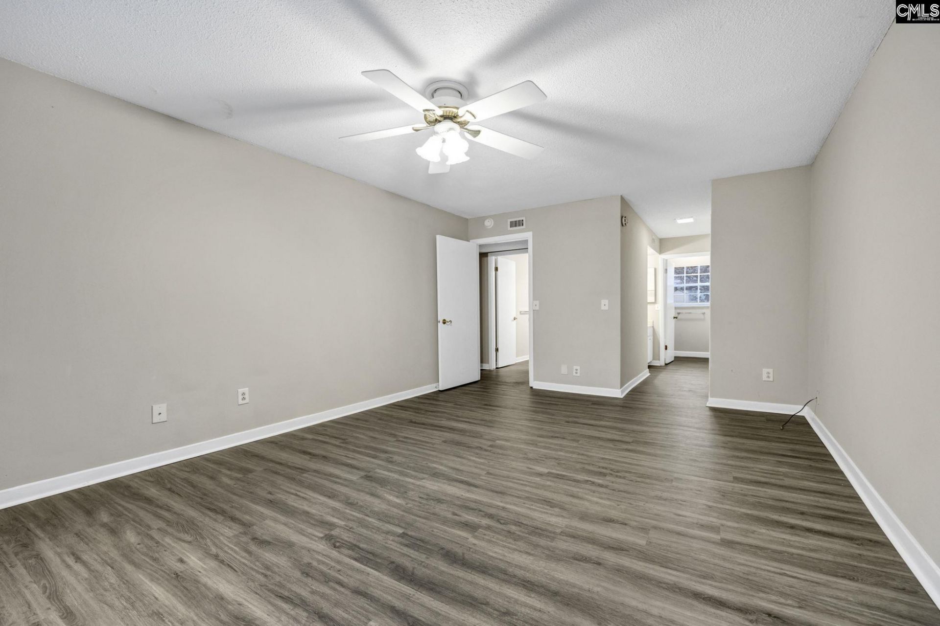 3600 Chateau Drive  Photo 24