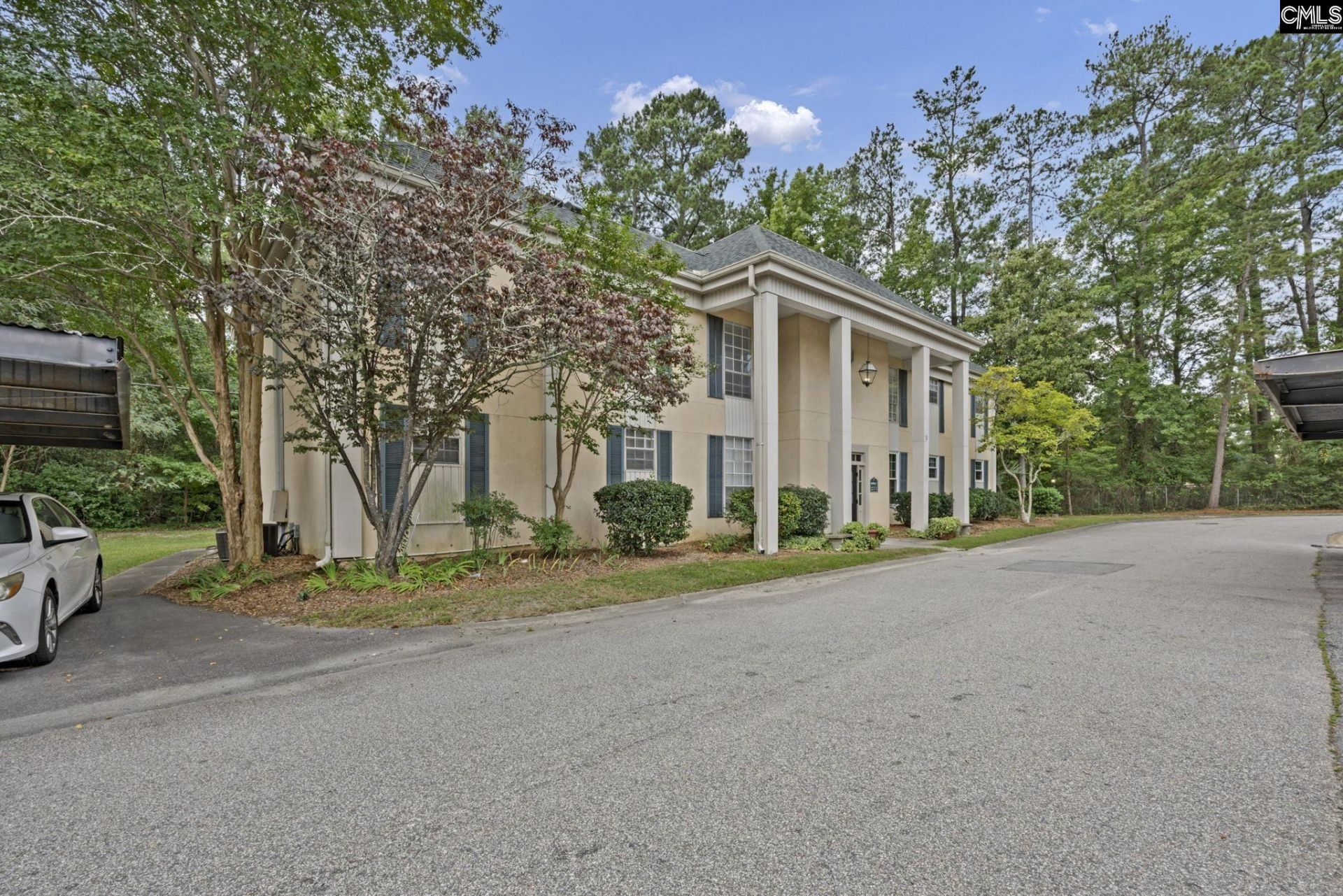3600 Chateau Drive  Photo 38