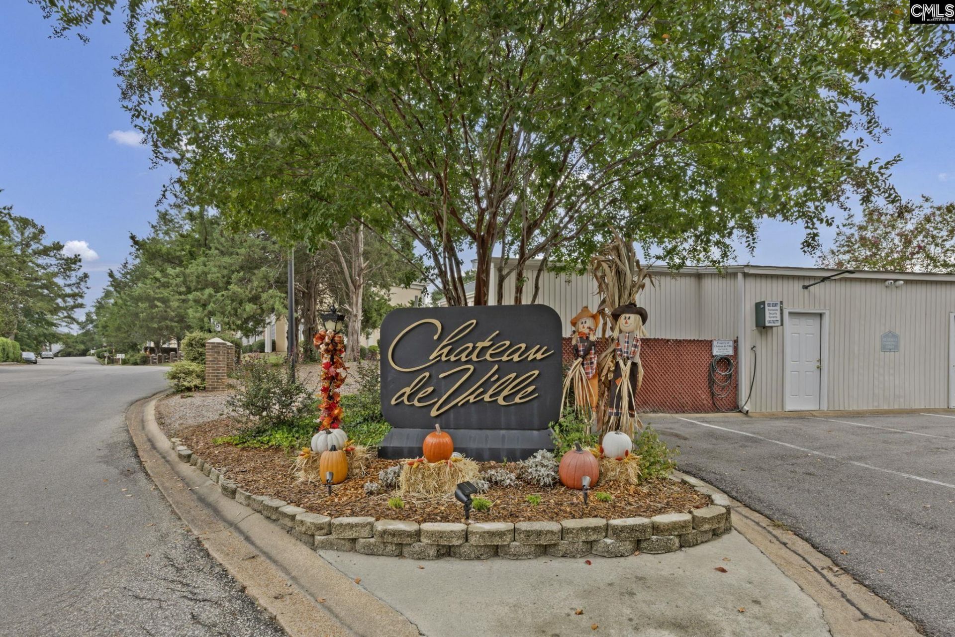 3600 Chateau Drive  Photo 41