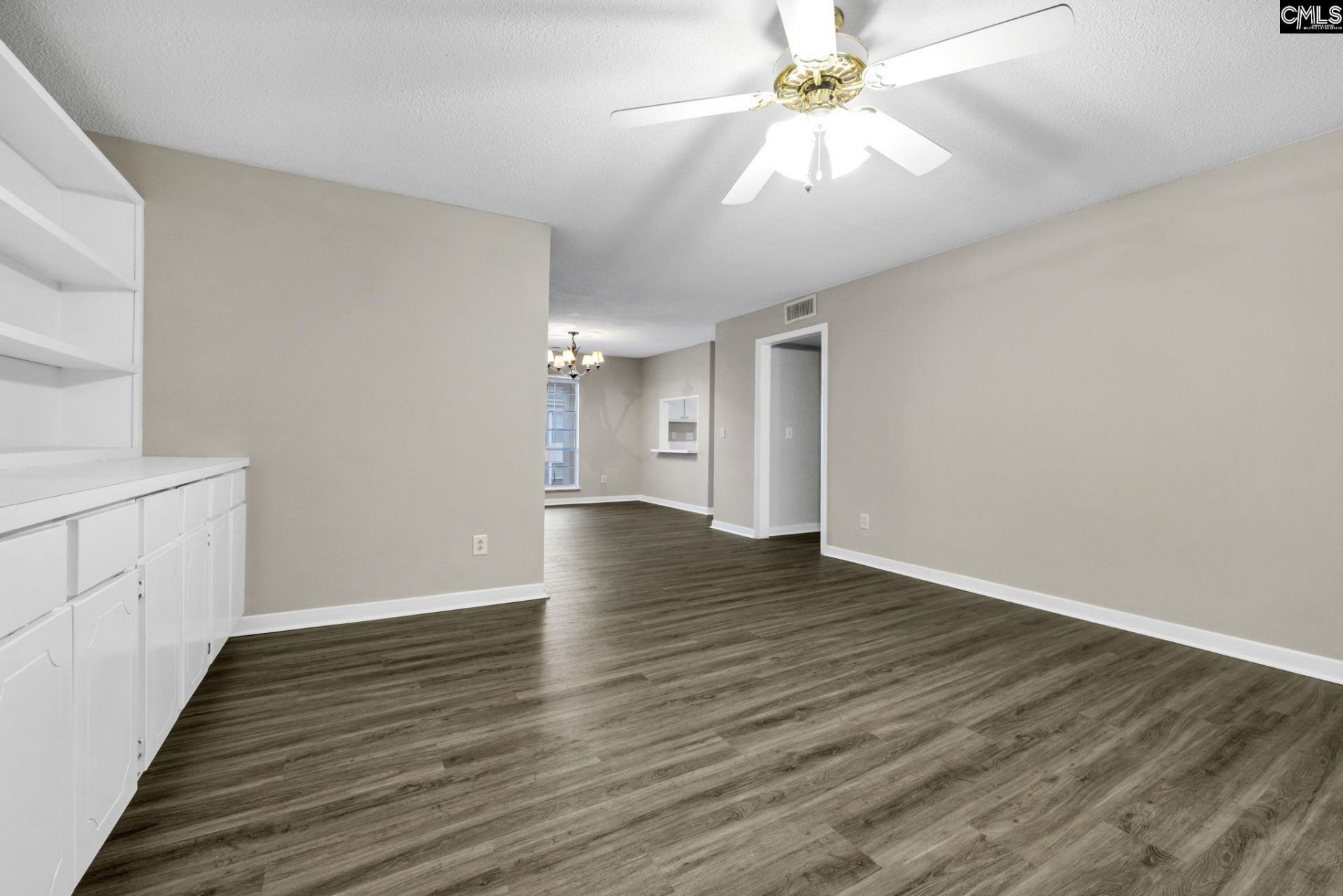 3600 Chateau Drive  Photo 9