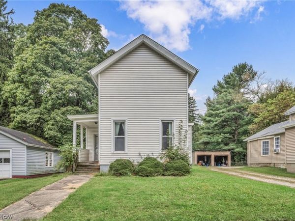 535 Day Street , Ravenna, OH 44266