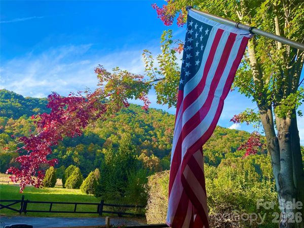 98 Indian Trace Road, Maggie Valley, NC 28751