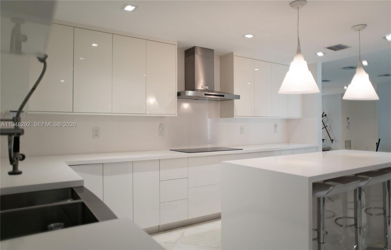 2110 Keystone Blvd , North Miami, FL 33181 Photo