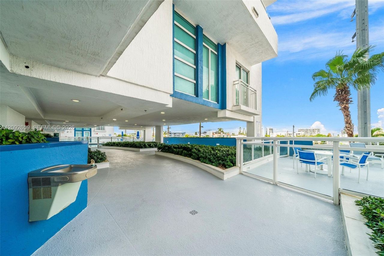 7600 Collins Ave , Unit 1012, Miami Beach, FL 33141 Photo