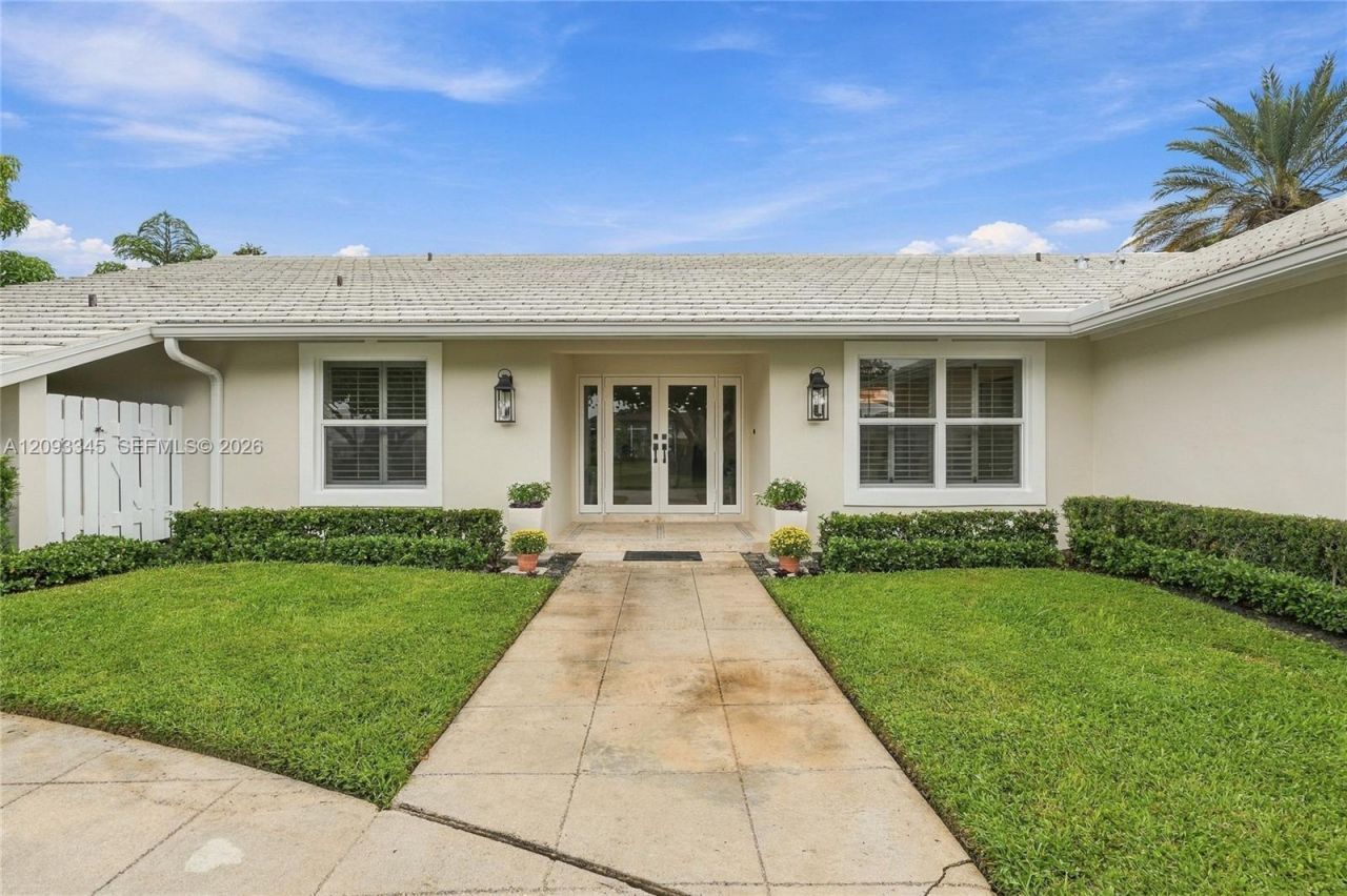 444 Glenbrook Dr , Atlantis, FL 33462 Photo