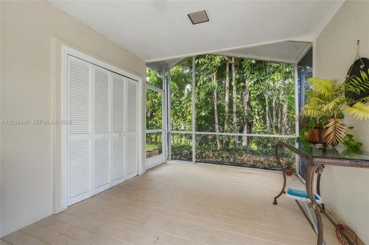 444 Glenbrook Dr , Atlantis, FL 33462 Photo