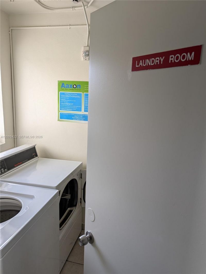 270 Layne Blvd , Unit 202, Hallandale Beach, FL 33009 Photo