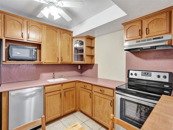 2001 Atlantic Shores Blvd , Unit 419, Hallandale Beach, FL 33009