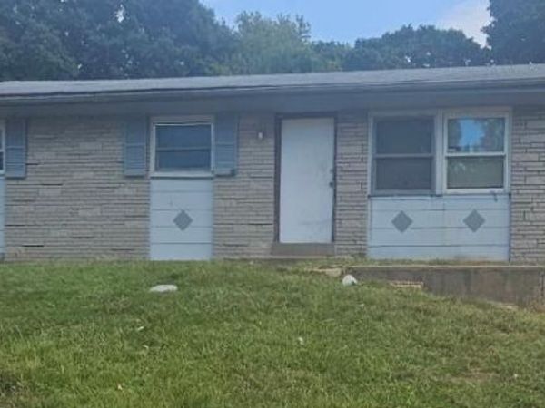 6140 Emerald Avenue , St Louis, MO 63135