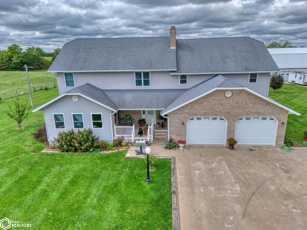 21317 Lilac Avenue, Bloomfield, IA 52537