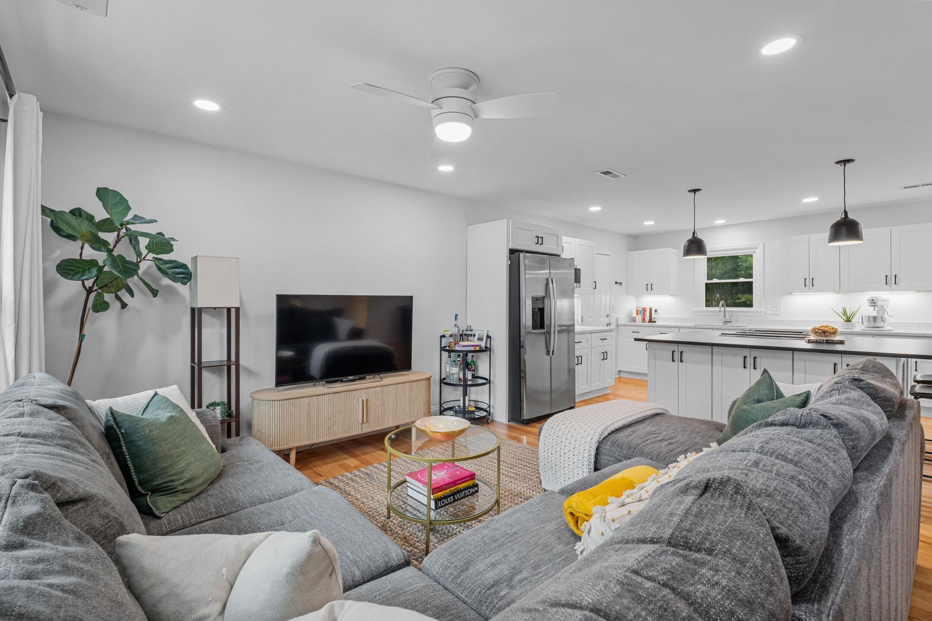 1804 Christian Road Photo 5
