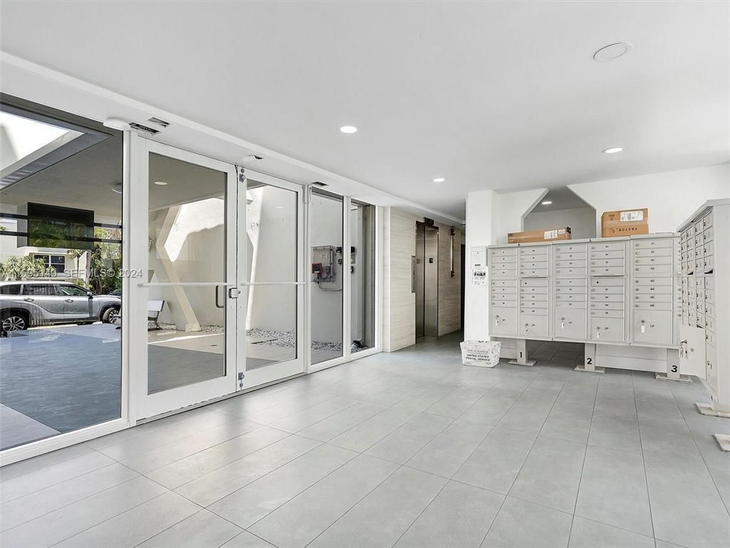 1080 94th Street, Unit 103, Bay Harbor Islands, FL 33154 Photo