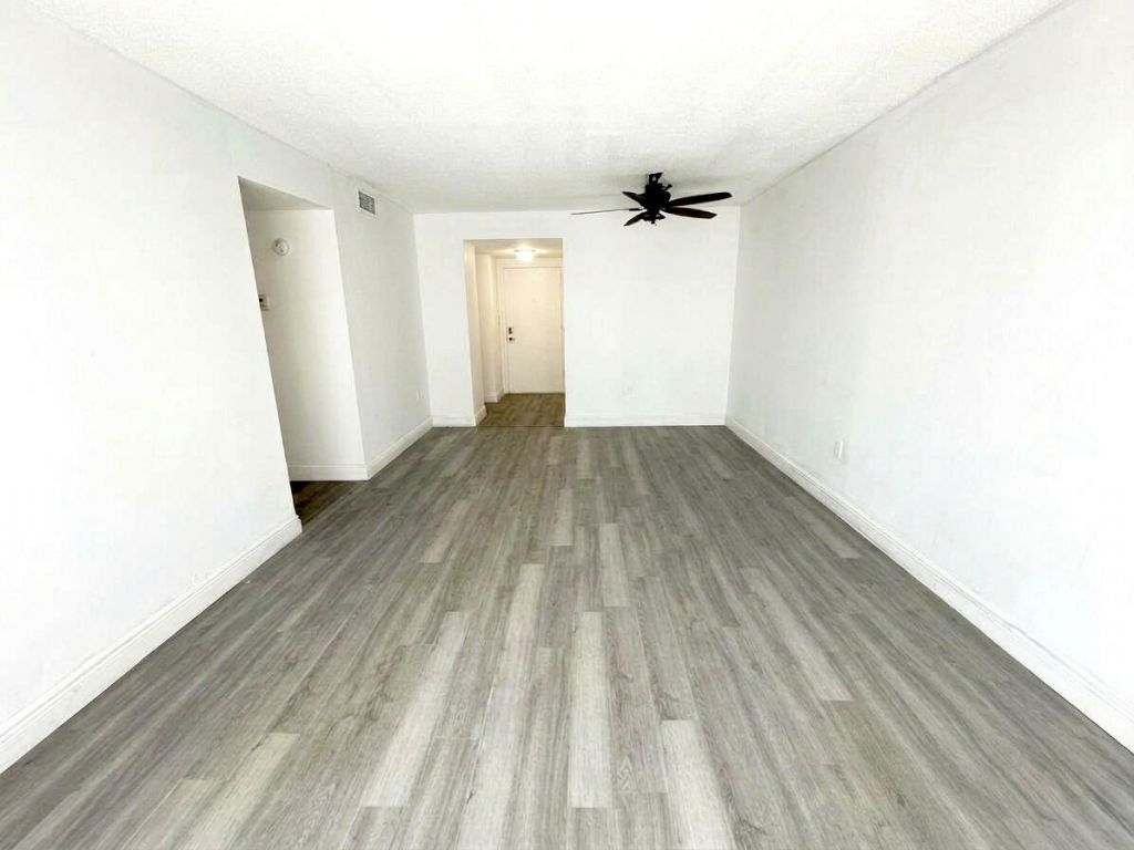 1080 94th Street, Unit 103, Bay Harbor Islands, FL 33154 Photo