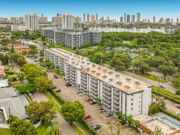 16851 NE 23RD Avenue, Unit A608, North Miami Beach, FL 33160