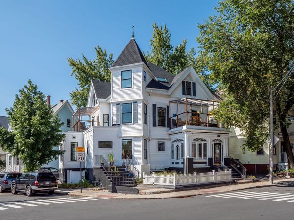 390 Medford St, Unit 1A, Somerville, MA 02145