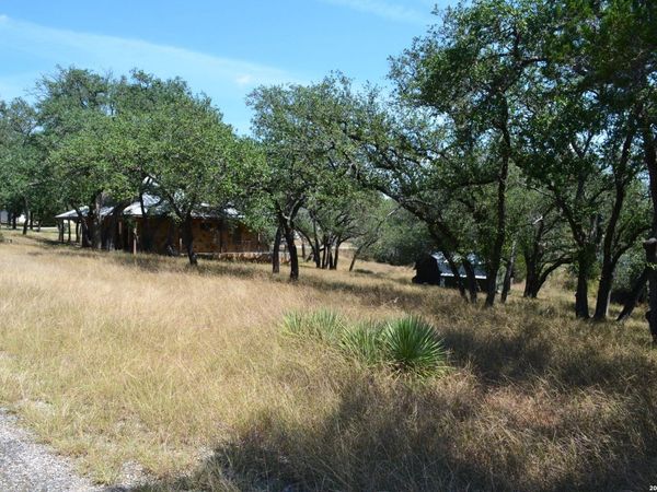 LOT 307 Rolling Hills Dr, SPICEWOOD, TX 78669