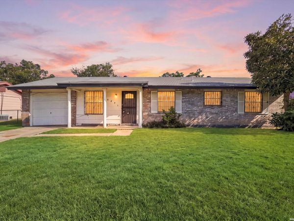 6291 APPLE VALLEY DR, San Antonio, TX 78242