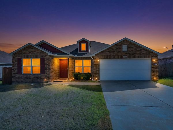 6096 Saddle Hill Drive, Alexander, AR 72002