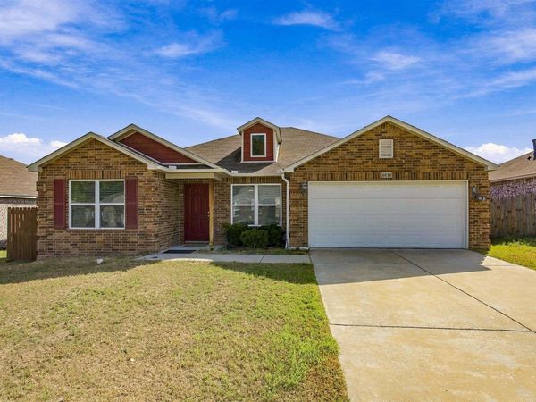 6096 Saddle Hill Drive, Alexander, AR 72002