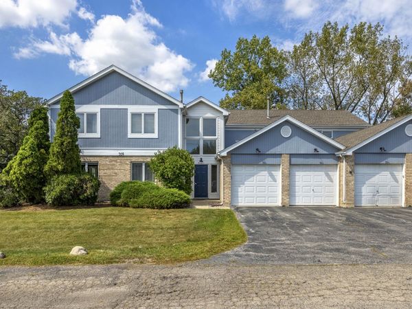 328 Frontage Road , Unit 1B, Willowbrook, IL 60527